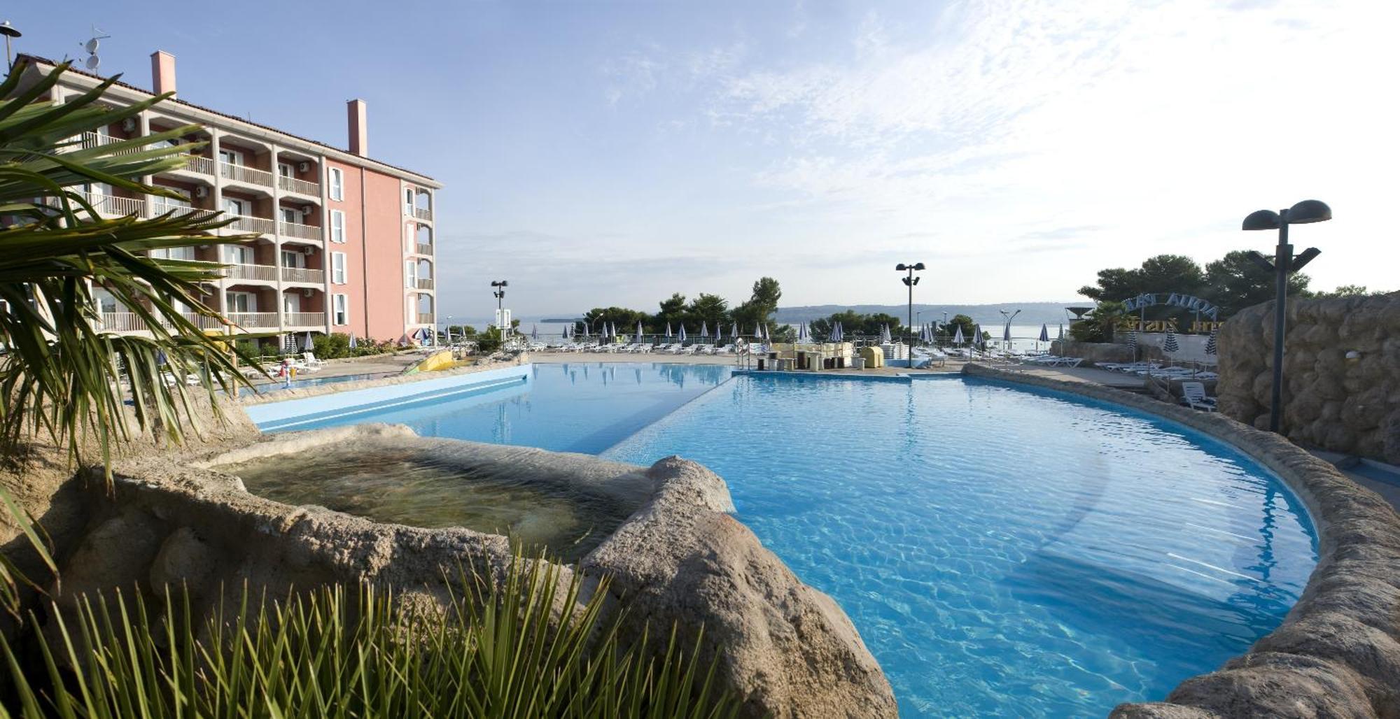 Hotel Aquapark Zusterna Koper Exterior photo