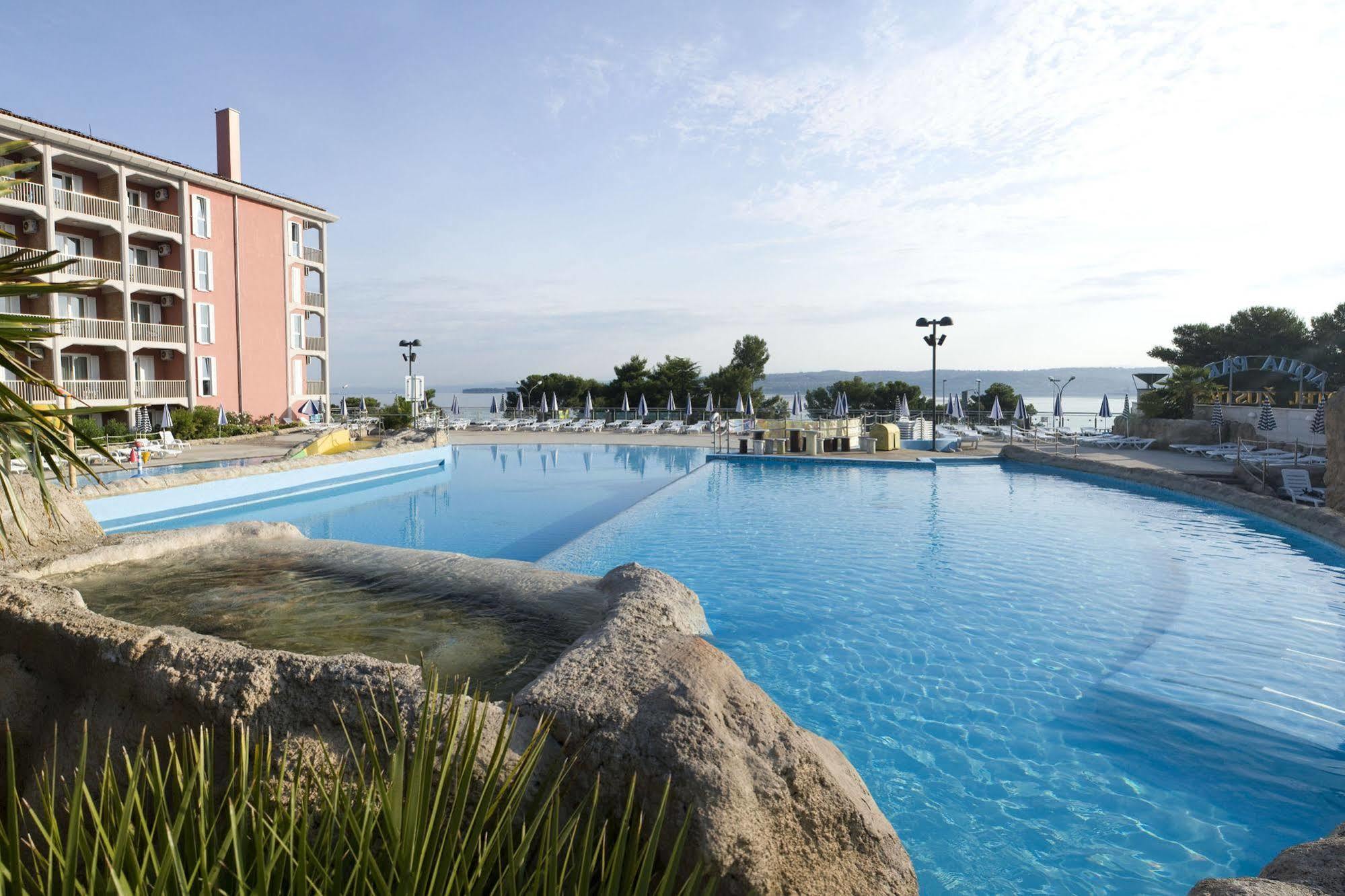 Hotel Aquapark Zusterna Koper Exterior photo